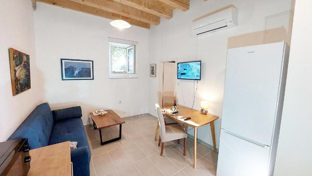 Palace Pernarius Apartmán Cavtat